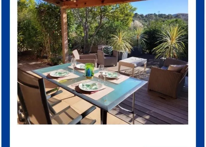 Vakantiehuis Mini Avec Piscine A Santa Giulia